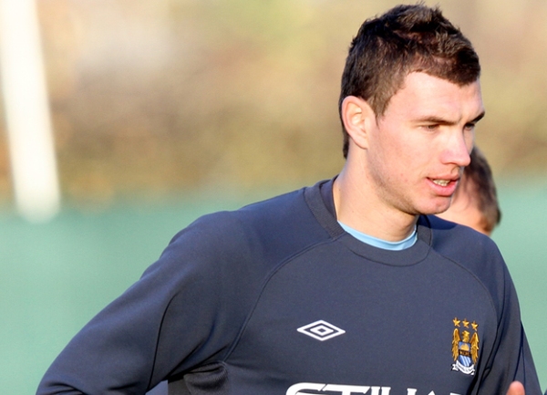 edin dzeko na treningu city