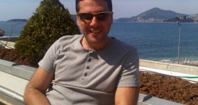 Prvi put oženio se sa 23 godine: Kako danas izgleda bivša žena Željka Joksimovića?