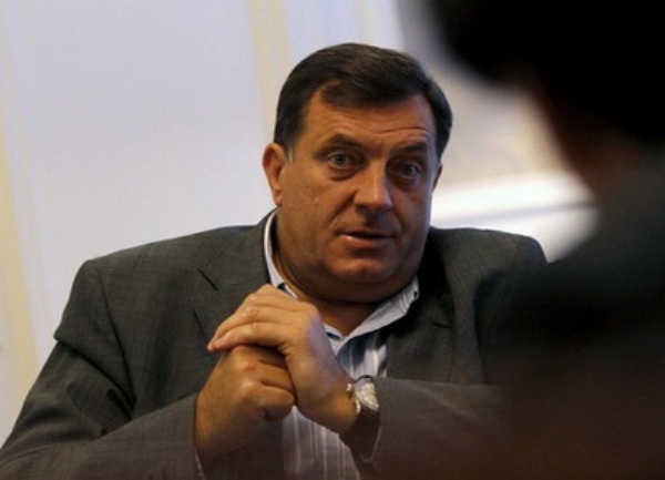 milorad dodik fles