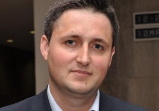 Denis Bećirović