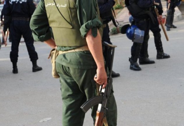 Alžir policajci Alžir policajci