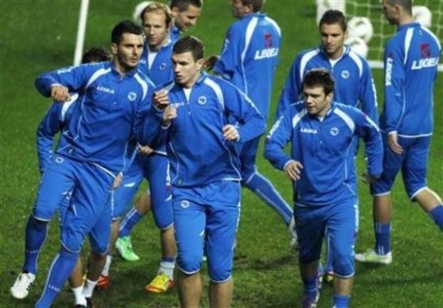 Posljednji trening reprezenzacije BiH uoči odlučujuće utakmice za EP 2012 Posljednji trening reprezenzacije BiH uoči odlučujuće utakmice za EP 2012