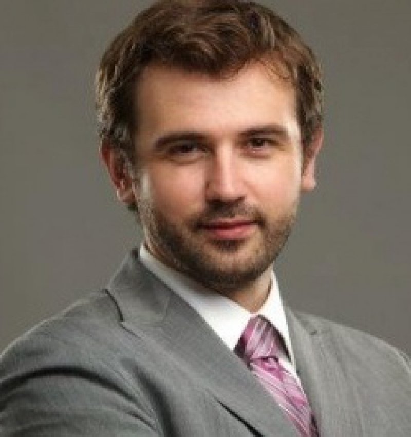 Dennis Gratz