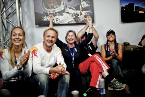 Felix Baumgartner - porodica i djevojka Nicole Oetl Felix Baumgartner - porodica i djevojka Nicole Oetl
