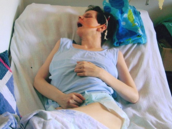 Melina na bolesničkoj postelji Melina na bolesničkoj postelji