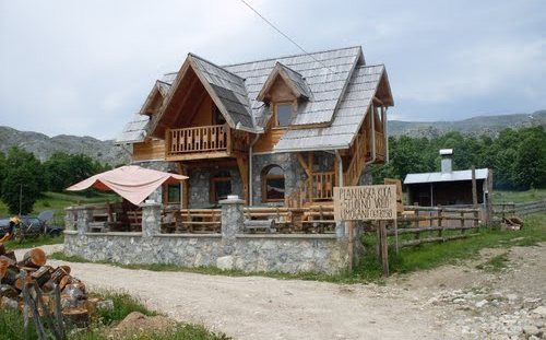 Studeno vrelo u Umoljanima Studeno vrelo u Umoljanima