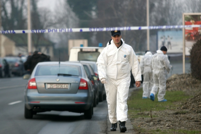 Eksplodirala bomba pod vozom u Zagrebu Eksplodirala bomba pod vozom u Zagrebu