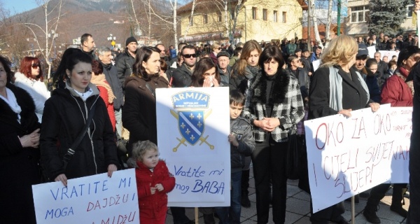 Protest u Goraždu zbog hapšenja bivših pripadnika 31. Drinske udarne brigade Protest u Goraždu zbog hapšenja bivših pripadnika 31. Drinske udarne brigade
