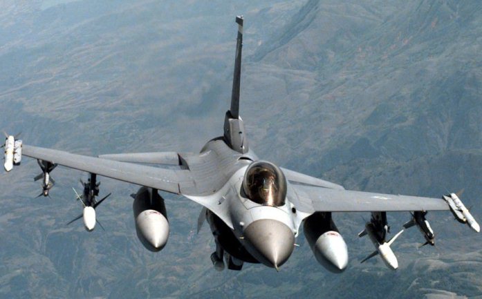 lovac f-16 lovac f-16
