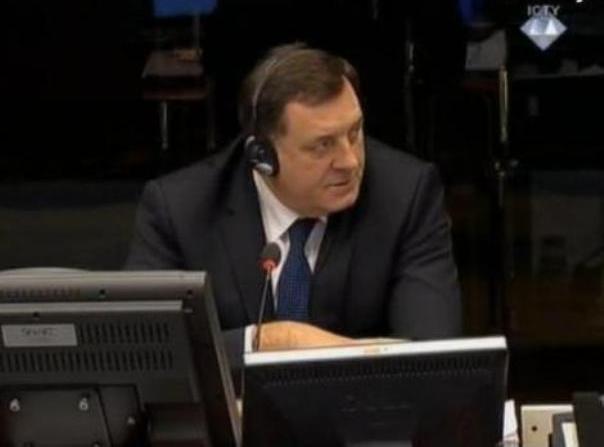 Milorad Dodik na suđenju Karadžiću