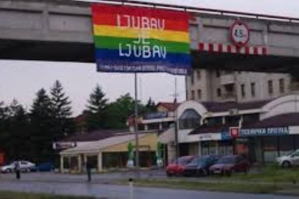 ljubav je ljubav