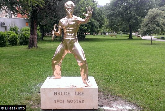 Bruce Lee u Mostaru