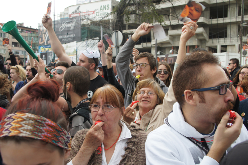 Protesti ispred Parlamenta BiH zbog JMB-a/ Foto: DEPO PORTAL