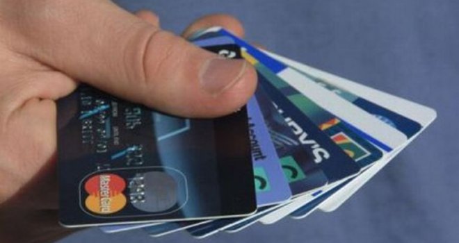 Loše vijesti: Poskupljuju usluge Visa i Mastercard kartica