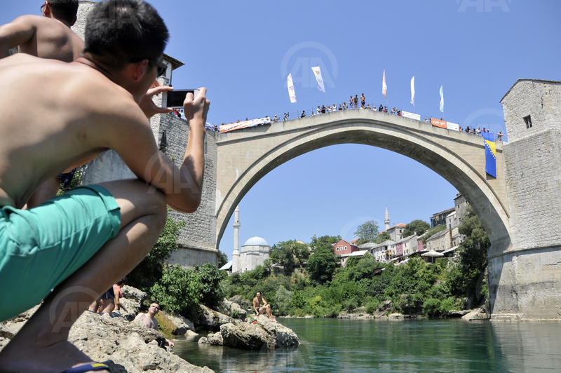 Pripreme za Skokove sa Starog mosta u Mostaru/ Foto: Anadolija