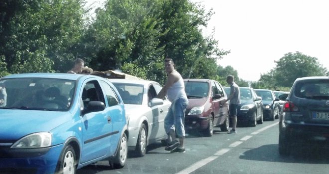 Ako putujete van BiH, ne idite na ove granične prijelaze - čekat ćete satima