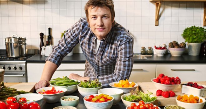 Javnost u šoku: Jamie Oliver zaposlio osuđenog pedofila