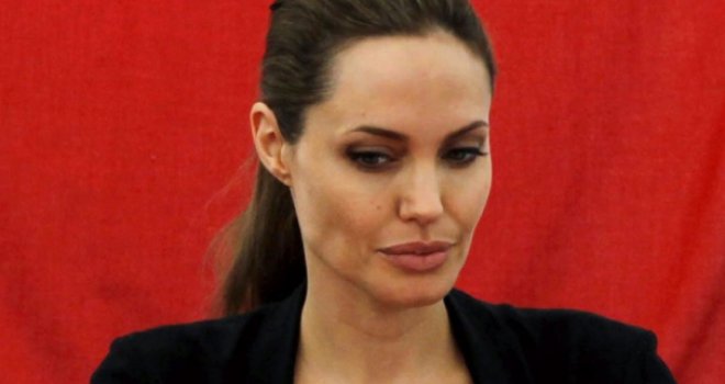 Umalo 'zaginula': Angelina Jolie doživjela saobraćajnu nesreću