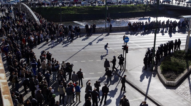 protesti u sarajevu - podrška Tuzli/Foto: Anadolija