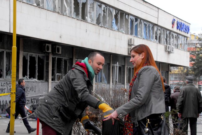 Tuzla dan poslije protesta, akcija čišćenja/ Foto: AA