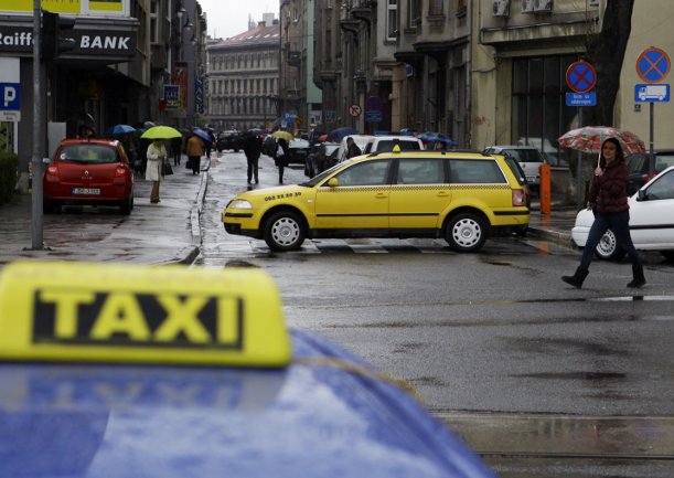 Demonstrantima se pridružili taksisti, mart 2014/ Foto: AA