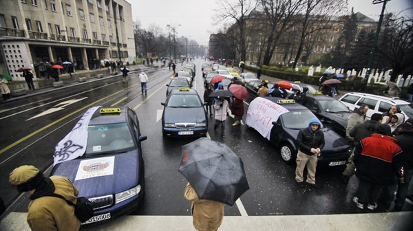 protesti u sarajevu taksisti