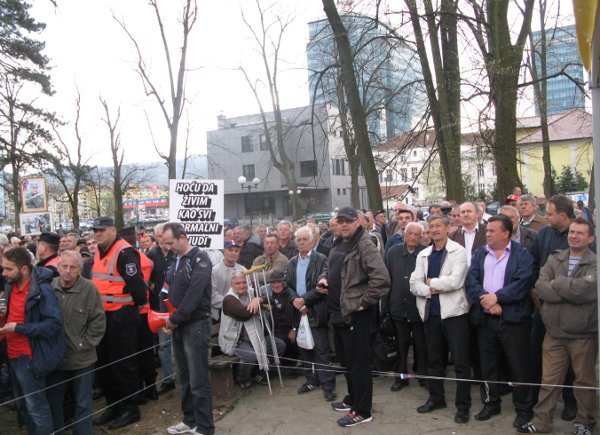 Protesti bivših boraca u Banjaluci/ foto: AA