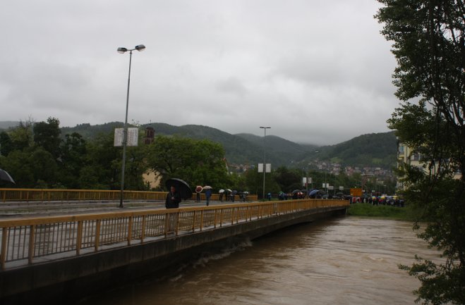 Vrbas prijeti Banjaluci, maj 2014/ foto: AA Vrbas prijeti Banjaluci, maj 2014/ foto: AA