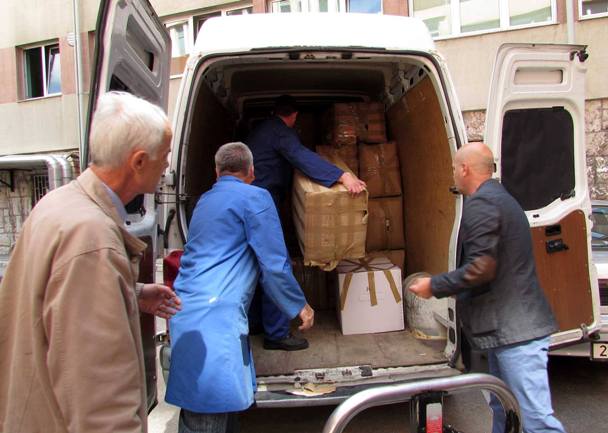 ljekari opće bolnice krenuli u poplavljena područja ljekari opće bolnice krenuli u poplavljena područja