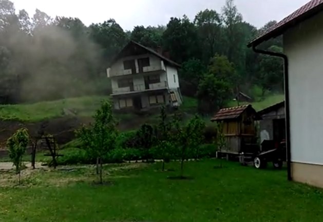 crno blato - klizi&scaron;te