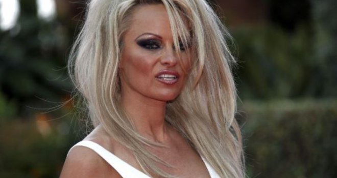 Pamela Anderson laserski briše prošlost