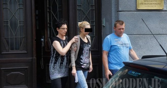 U frižideru otkrivena krvava ženska potkošulja: Šta će pokazati DNK analiza?!