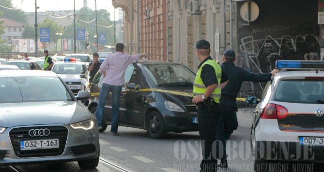 Muškarac u centru Sarajeva pucao na policiju, ranjen u razmjeni vatre!
