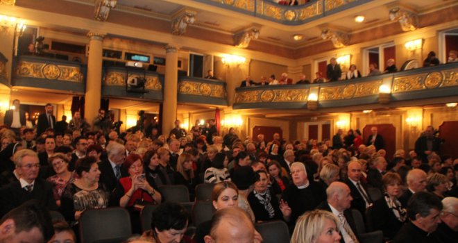 U Narodnom pozorištu Sarajevo održan tradicionalni Božićni koncert