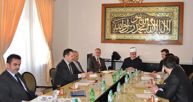 Nino Pršeš autor novog logotipa Islamske zajednice u BiH