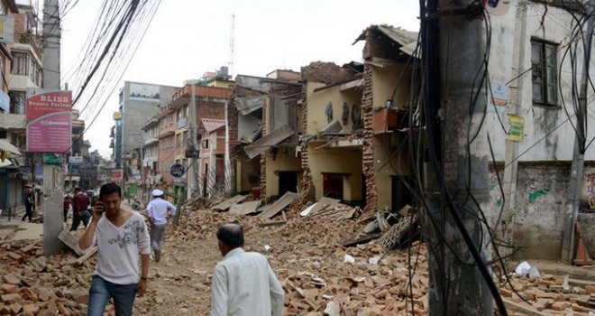 Nepal pogodio novi snažni zemljotres!