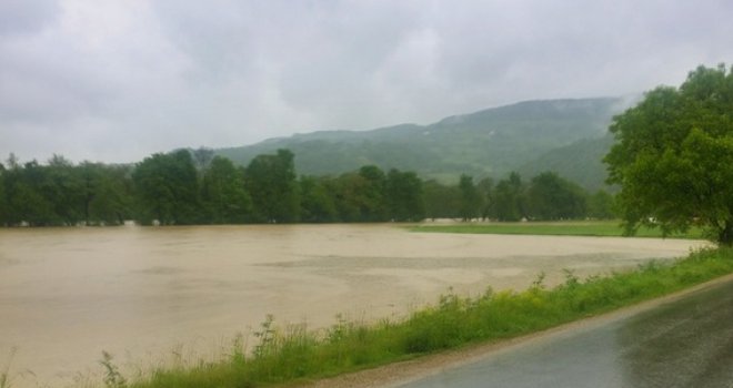 U porastu vodostaj Save u Bosanskom Brodu i Šamcu