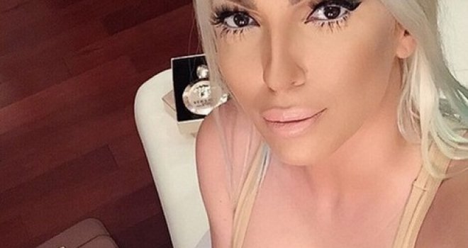  Da li biste je prepoznali: Ovako Jelena Karleuša izgleda bez trunke šminke...