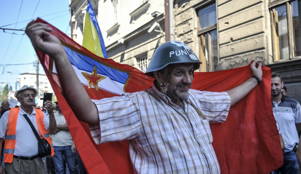 radnici-protest-socijalizam