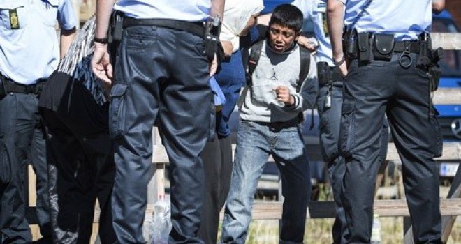 Petnaestogodišnji migrant zaklao mladu službenicu prihvatilišta: 'Prevršili su svaku mjeru, napadaju djevojke na bazenima i kradu građane'