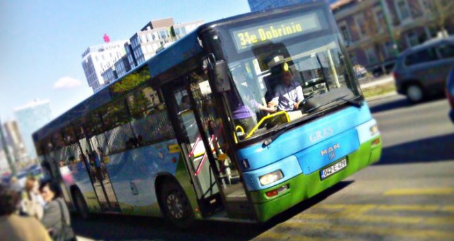 Vozači GRAS-a će putem kamera pratiti putnike u autobusima: Niko ne šara po sjedištima, smeće se baca u kantu...