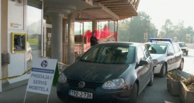 Ubijen biciklista: Zbog pomaganja pri pljački Raiffeisen banke uhapšene dvije djevojke