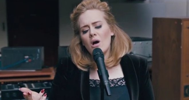 Adele otkrila značenje pjesme 'Hello' i priznala: Biti roditelj je je*eno teško!