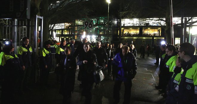 Evakuisana stanica podzemne željeznice u Londonu
