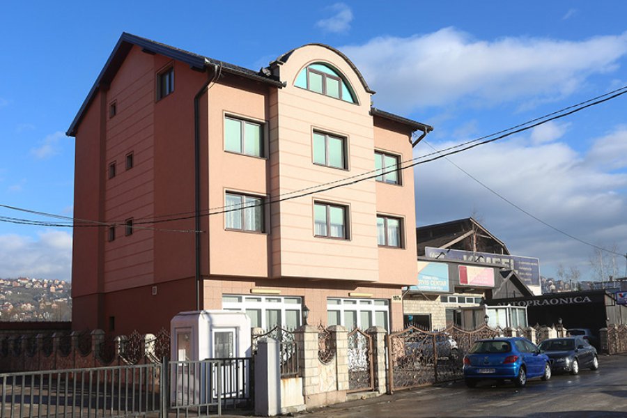 radeljas-kuca-nedzarici