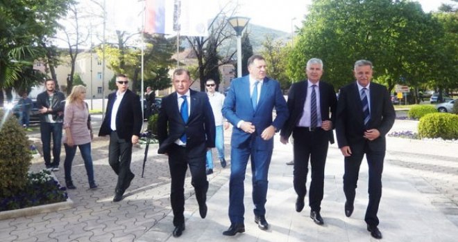 U Mostaru danas sastanak Čovića i Dodika, u četvrtak i s liderima SDA i SBB