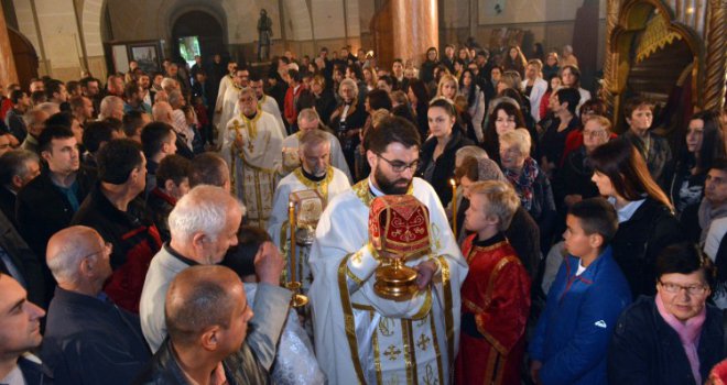 Ako jedni drugima ne oprostimo, neće se ni nama oprostiti, a ako osuđujemo, već smo mi sami osuđeni...