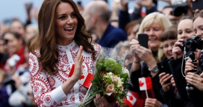 Kate Middleton je jako loše: Vojvotkinja stalno povraća, ne može ni sina otpratiti do škole  