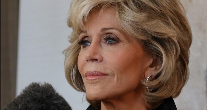 Potresna i šokantna ispovijest zvijezde Hollywooda: Bila sam silovana kao djevojčica, baš poput moje majke...