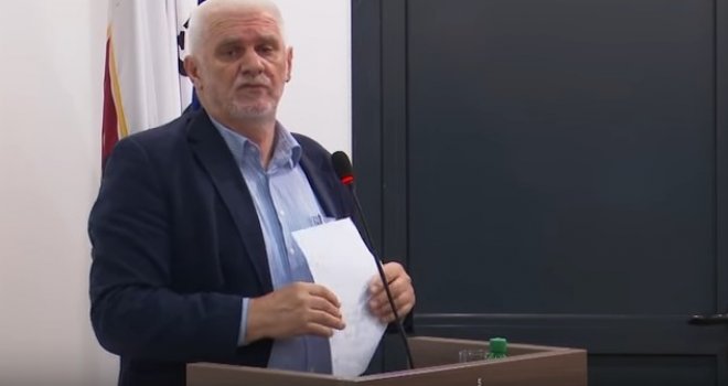 Senaid Memić ima rješenje: Da se ja išta pitam, angažovao bih lovce i pobio sve pse koji slobodno hodaju!